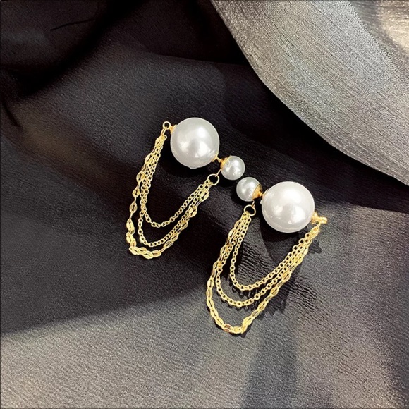 Double Sided Earrings With Hanging Chains - Picture 5 of 6